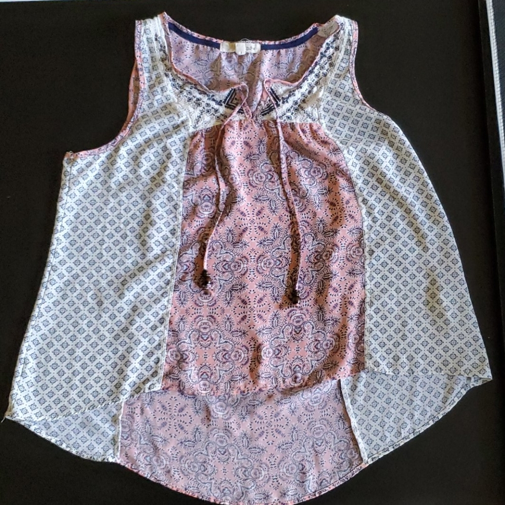 Sleeveless Blouse